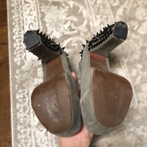 Jeffrey Campbell Grey Suede Spiked Litas Platform heeled Boots - Picture 5 of 7